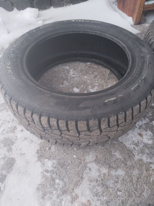 Продам шины pirelli ice zero