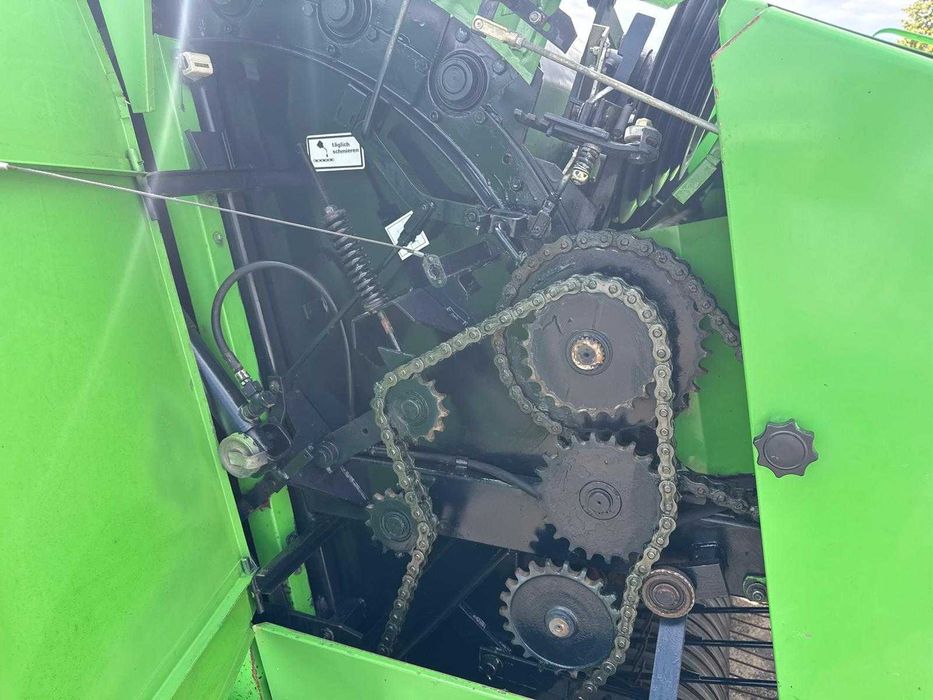 Presa baloti rotunzi marca Deutz Fahr
