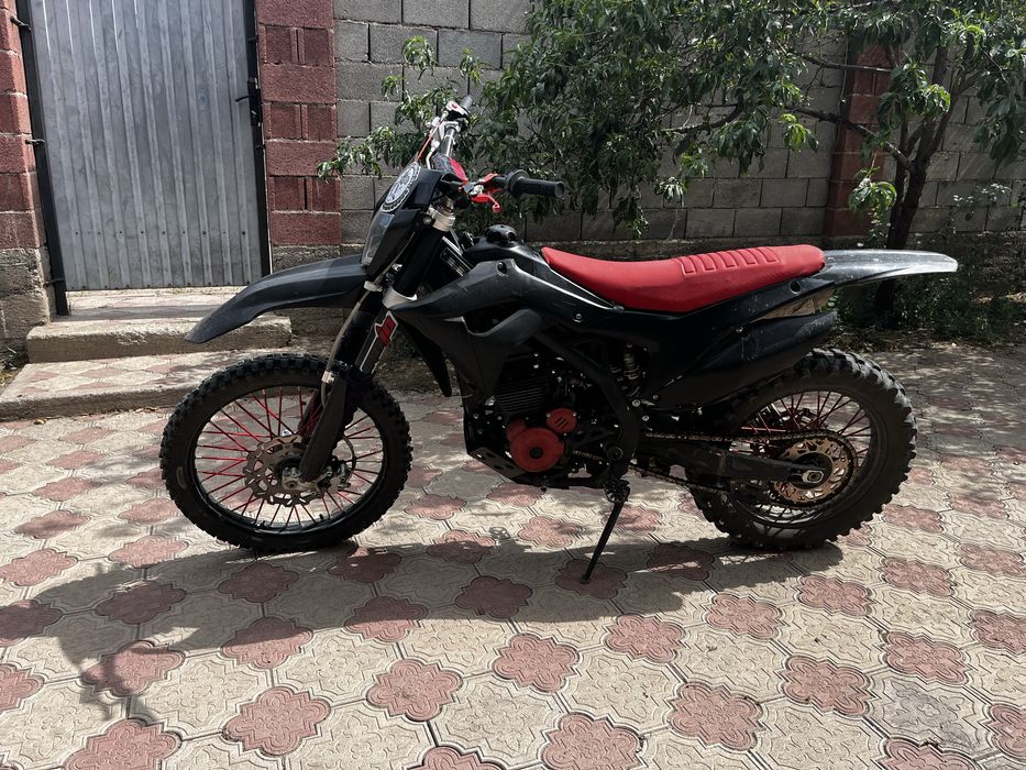 Продам Bse cb300