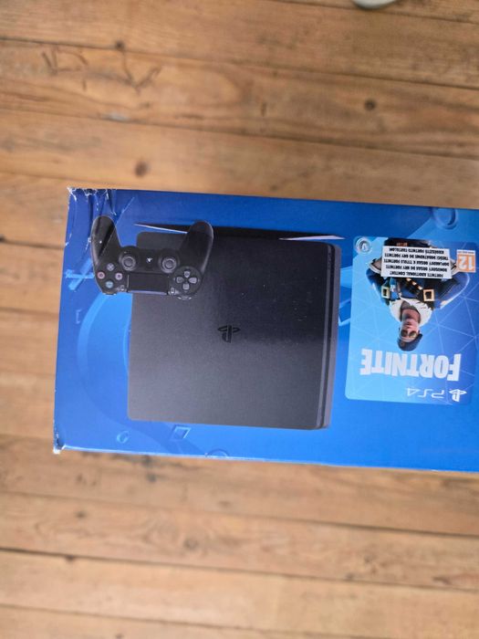 PS4 PlayStation 4 FORTNITE + 3 ИГРИ
