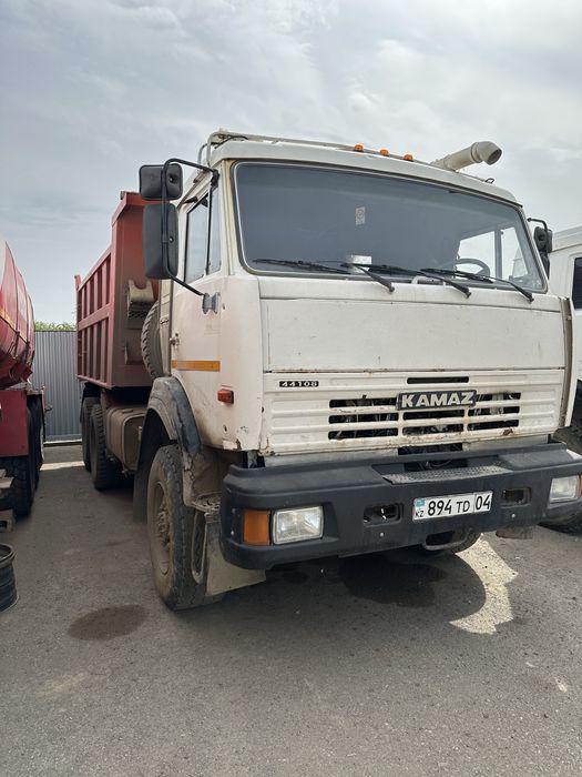 Продам камазы тягачи и самосвалы