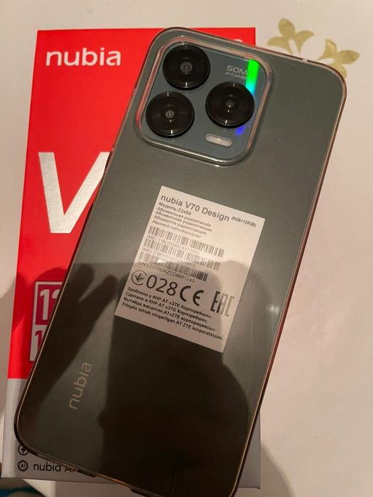 Продам телефон Nubia V70
