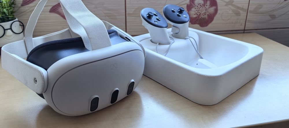 Ochelari VR META Quest 3 - - 512GB - - Oculus // ca noi - - 2270 lei