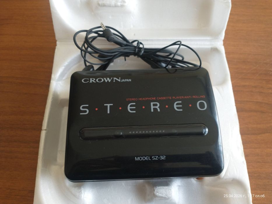 Стерео касетен плеър Crown