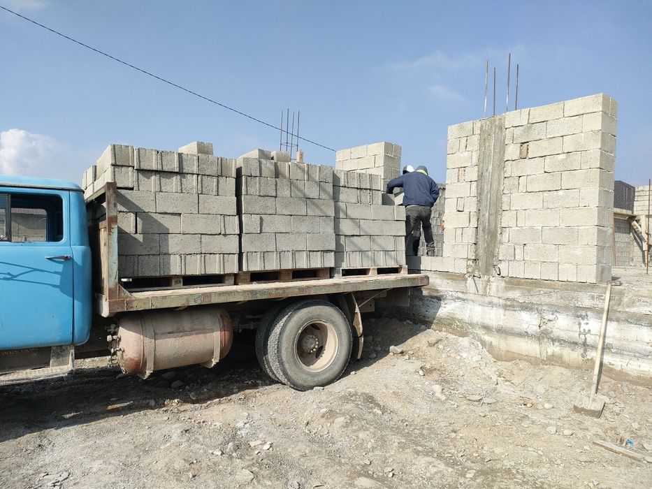 Пескоблоки заборные и стеновые