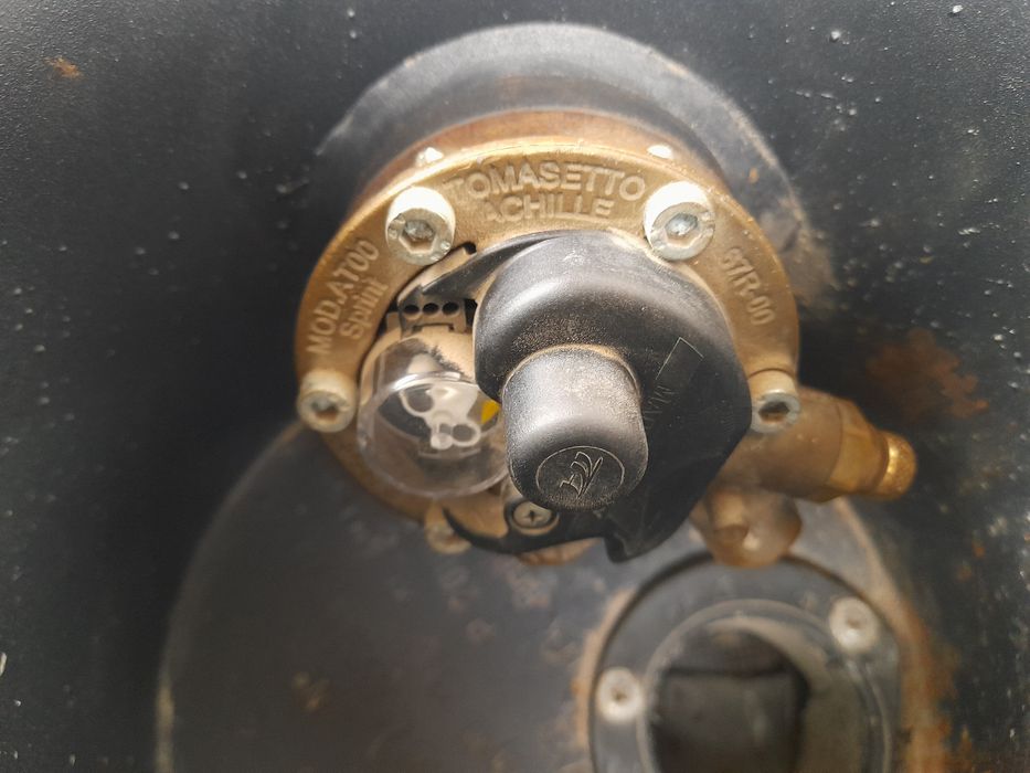 Продам    Автомобильные   Газовые   балон