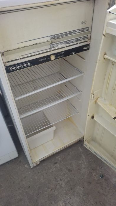 Продам холодильник