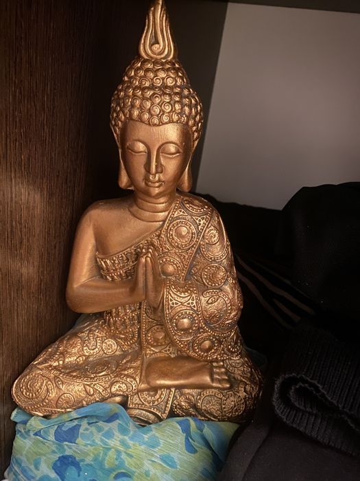 Продам статуэтка