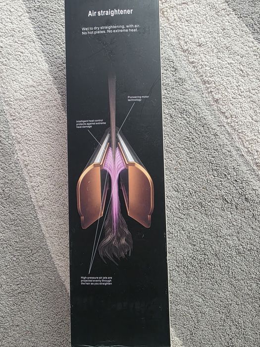 Преса и сешоар за коса тип Dyson