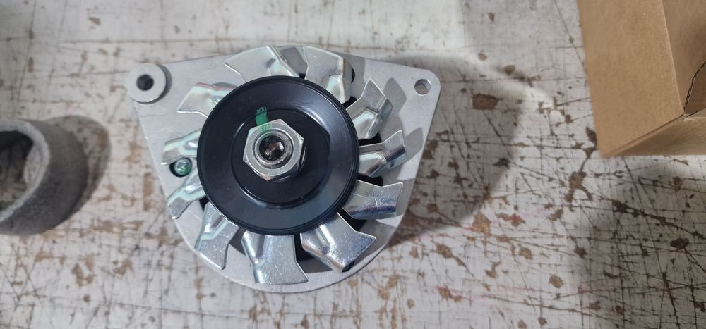 Alternator tractor Lamborghini same massey ferguson pe 12 v preț 650 l