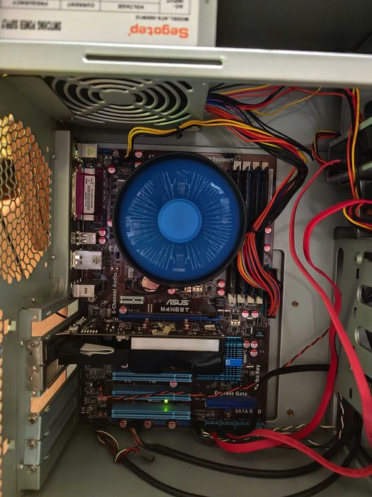 Vand sistem/calculator/PC AMD AM3