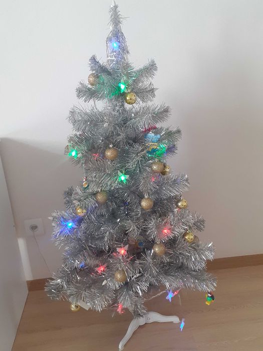 Продам Новогоднюю ёлочку