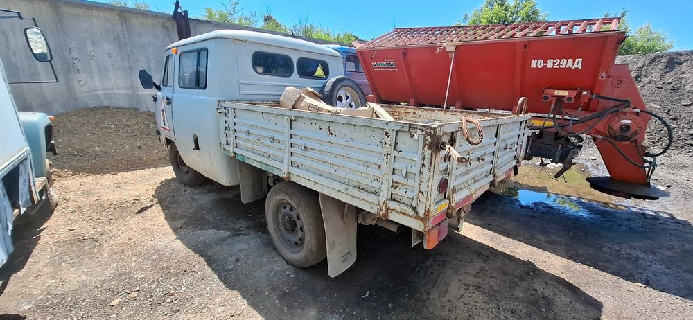 Продам УАЗ 390945