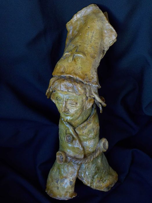 statueta veche 2,7 kg.arta lucrata manual antichitati statuie ceramica