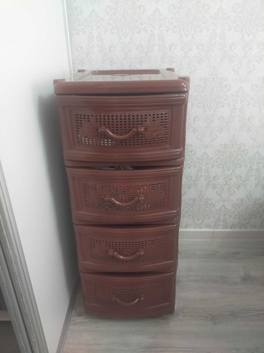 Шкаф из пластика комод