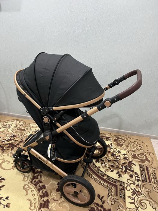 Продам коляску 3в1