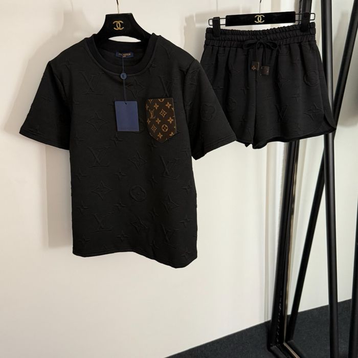 Екипчета Louis Vuitton