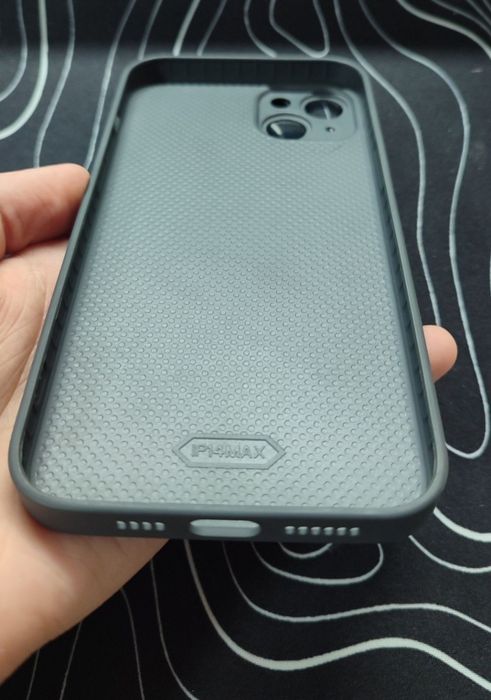 3 чехла на iphone 14