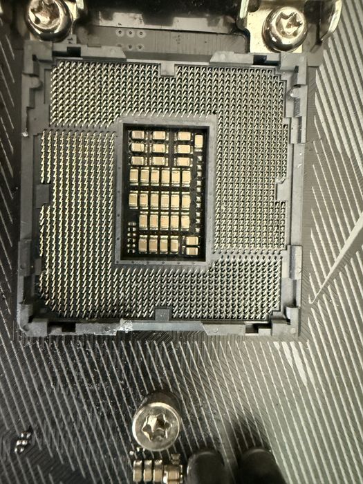 Дънна платка: Asus Rog strix Z270F Gaming