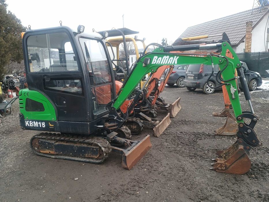 Excavator HITACHI 2.5 t și 1.8 t an 2014