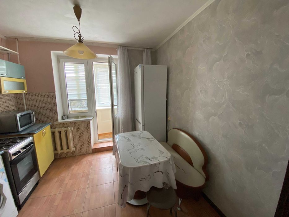 Сдам 3 ком квартиру в 4 мкр