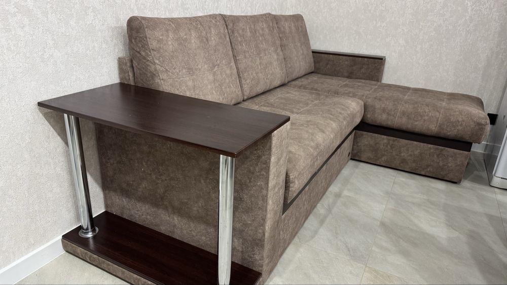 Продам угловой диван