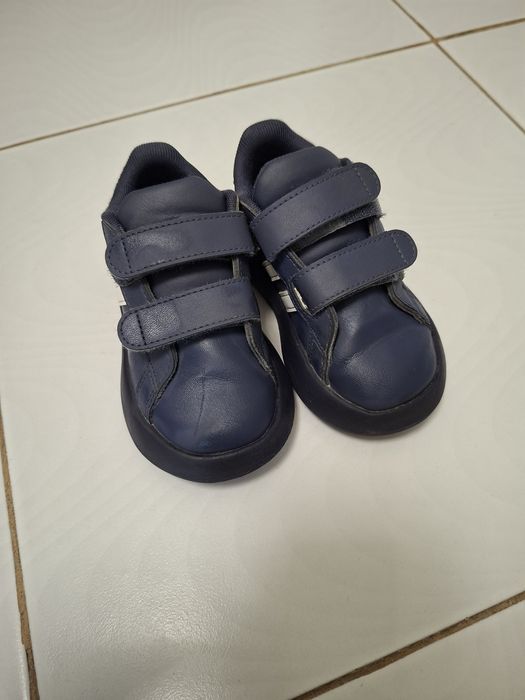 Adidas copii marimea 25