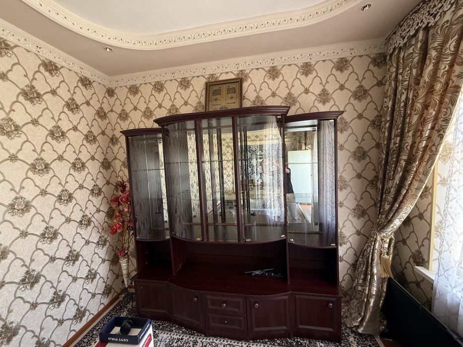 Мебель стенка сотилади холати зор