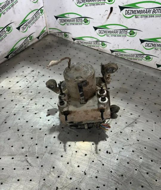 Pompa ABS Audi A4 1996 1.6 MT (101 hp)