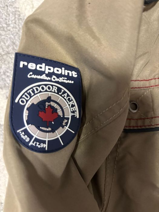 Vand sau schimb haina outdoor barbateasca