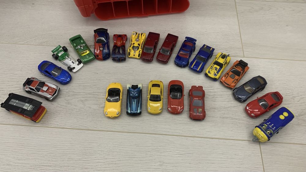 Колекционные машинки