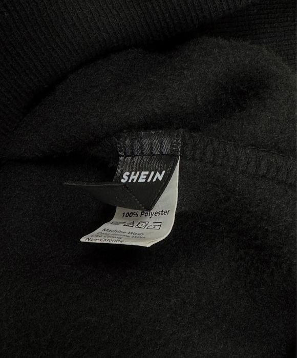 Утеплённое худи с принтом SHEIN