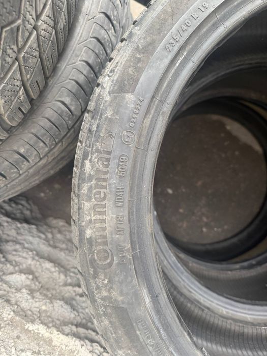 235 / 40 / 19 cantinentall