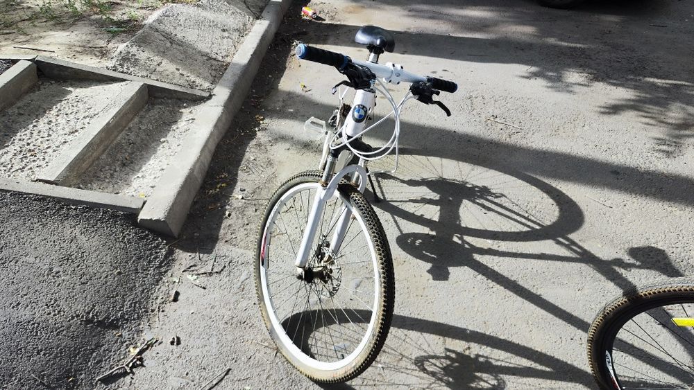 Продам велосипед BMW