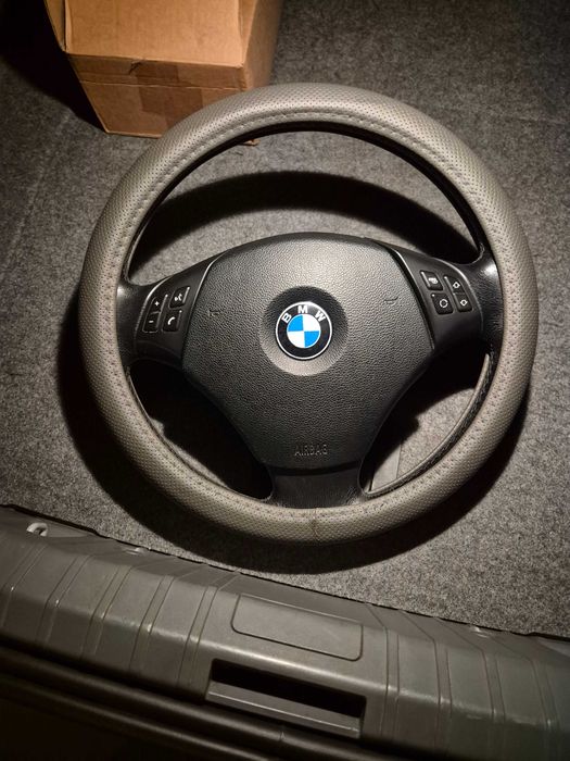 Volan Bmw E90...