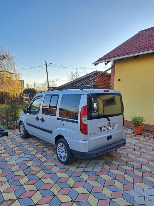 Vând Fiat Doblo 2009