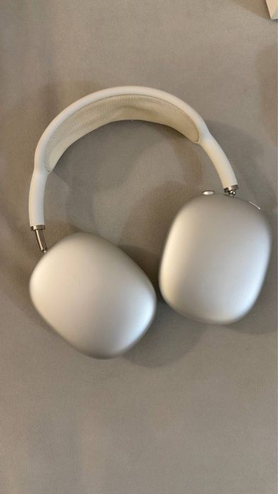 Apple AirPods Max