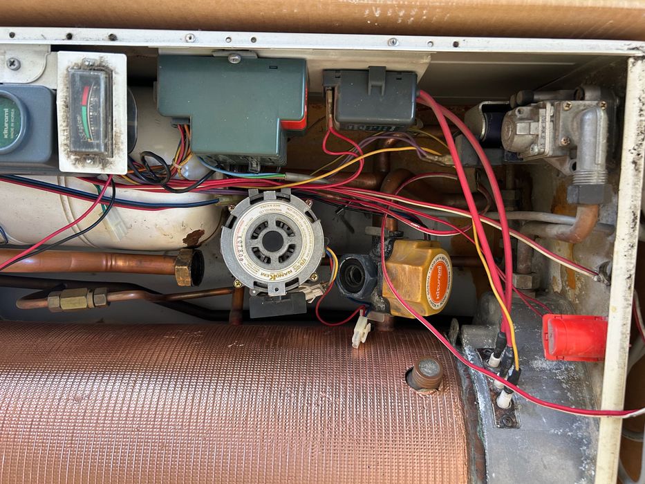 Продается двухконтурный котел