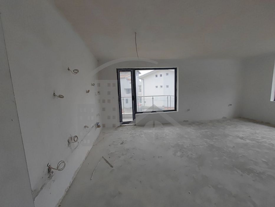 Продава се Тристаен апартамент в Варна, Виница - 102 кв.м за 1211 €/кв.м - Снимка #1