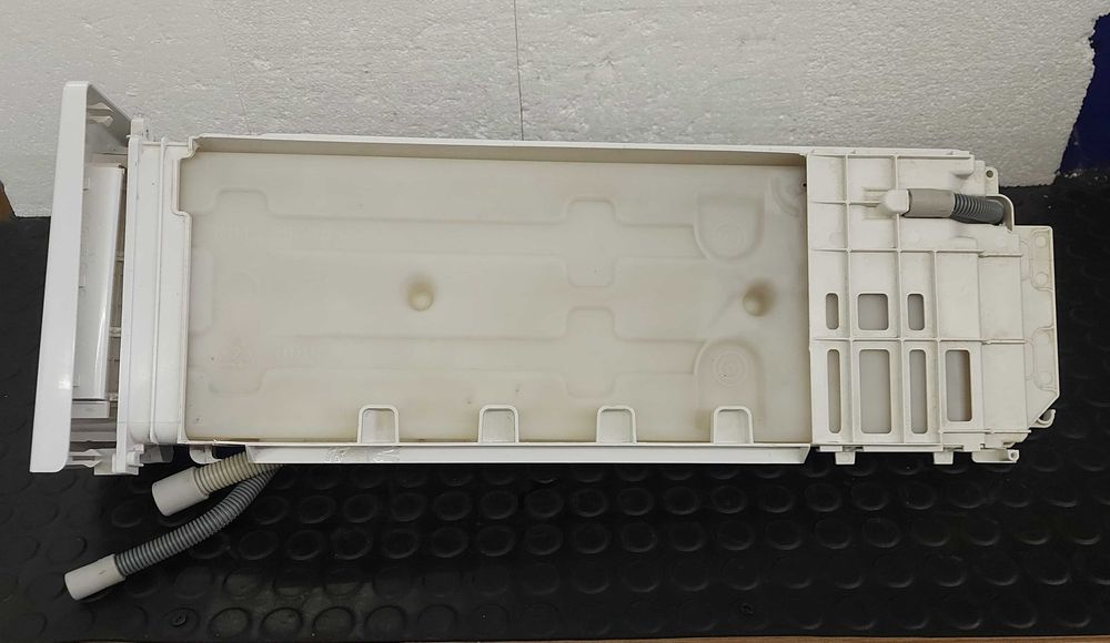 Rezervor condens complet Uscator haine BEKO DPY 8506 GXB1 / R31