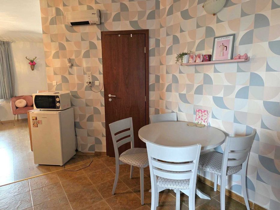 Двустаен апартамент под наем в комплекс Еделвайс