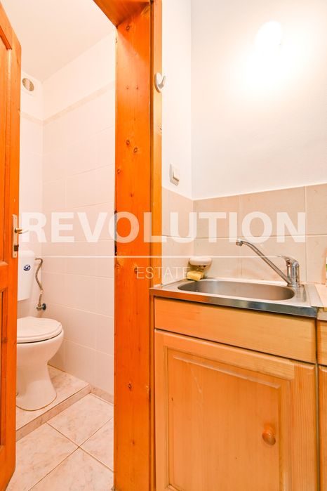 Дава се под наем Тристаен апартамент в София, Медицинска академия - 70 кв.м за 600 € - Снимка #11