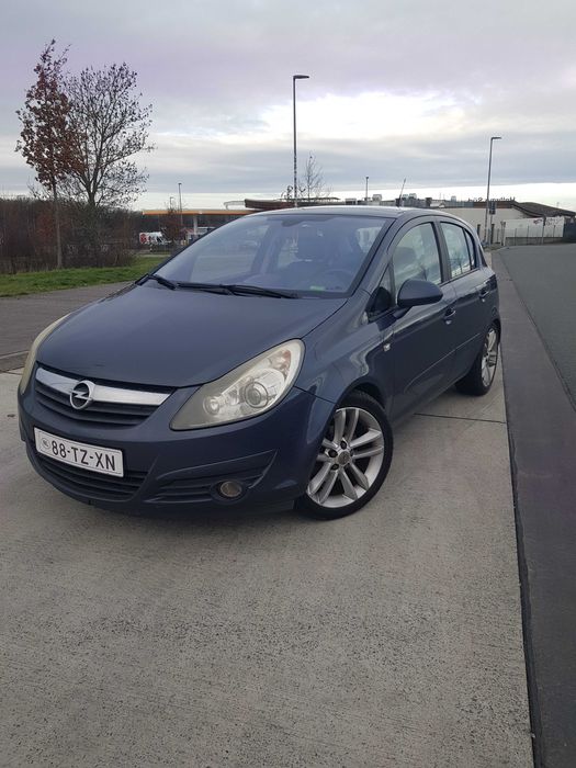 Opel Corsa/1.7 diesel panoramic piele