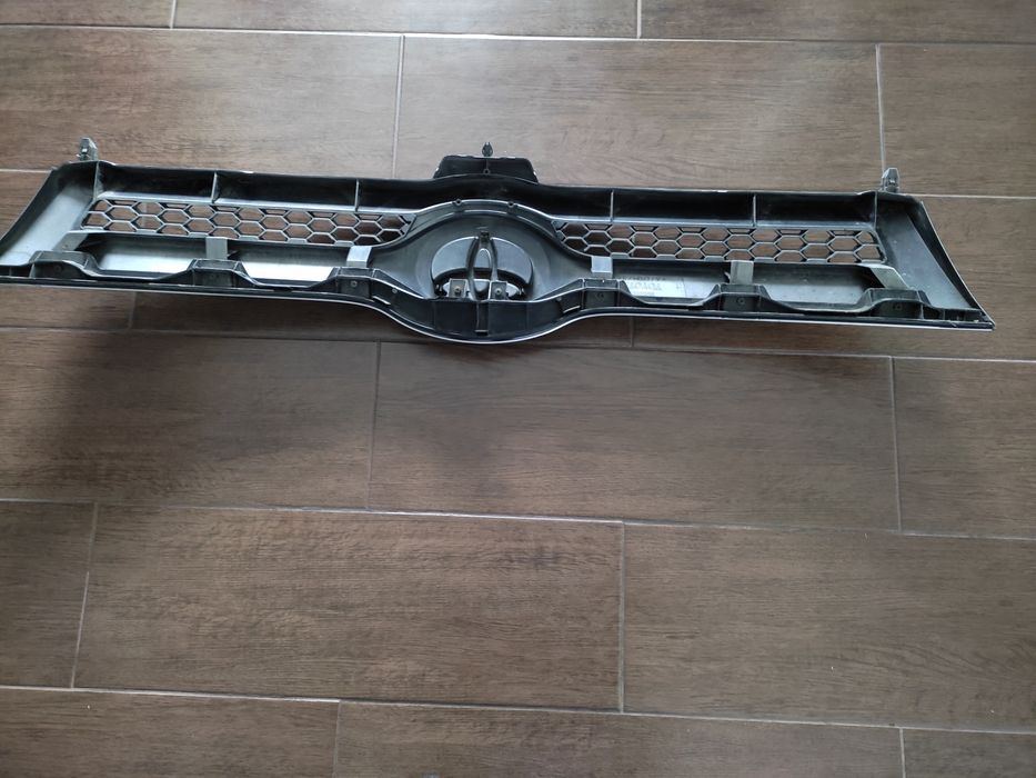 Grila fata Toyota Corola Verso