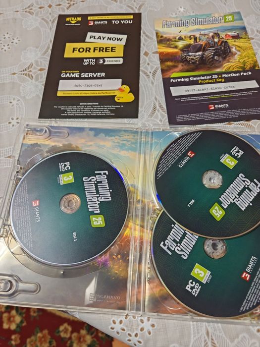 Vând 3 Cd-uri cu jocul