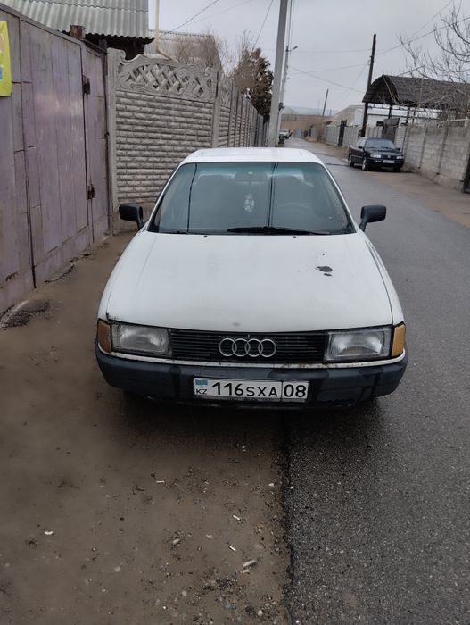 Продам Ауди 80 срочно
