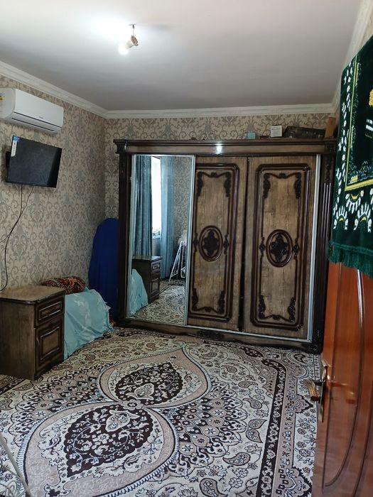 3 xonali kvartira sotiladi