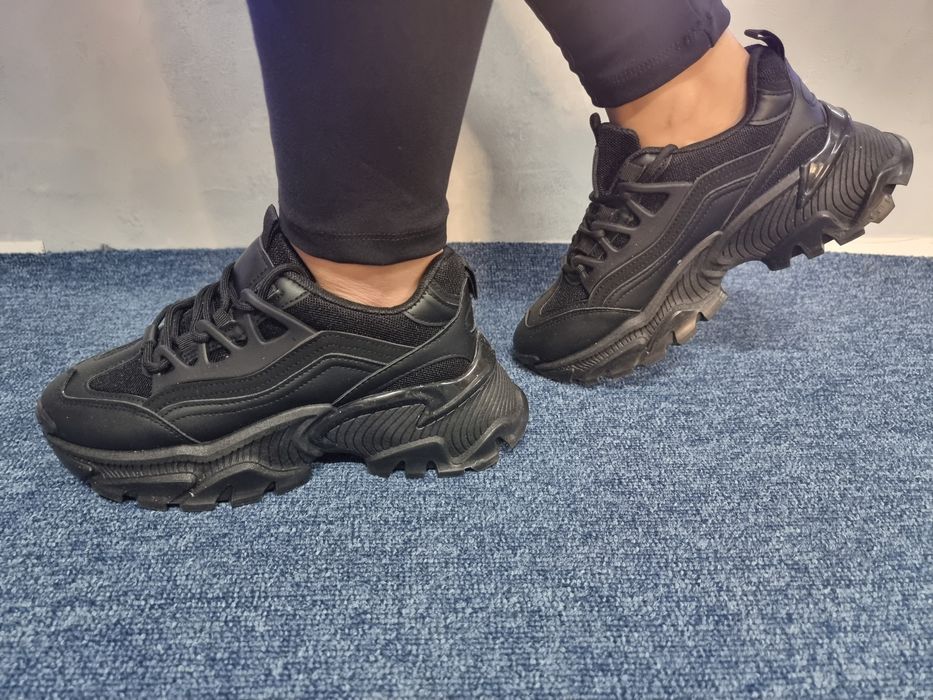 Adidasi dama diferite modele