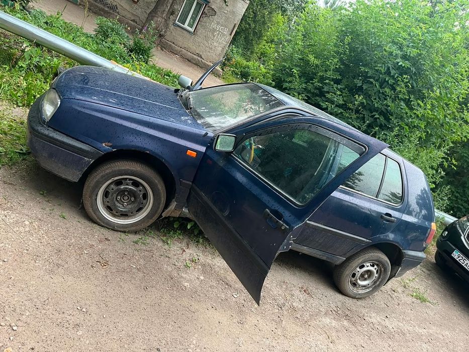 Продаю Golf 3 1993 1,8