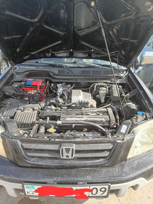 Honda CR-V , 2000 г.в. ,американец , левый руль .